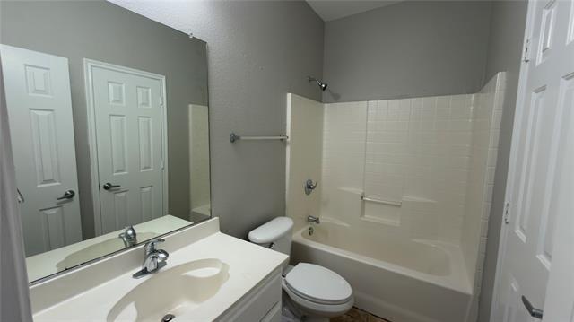 Building Photo - 14005 Silkwood Dr