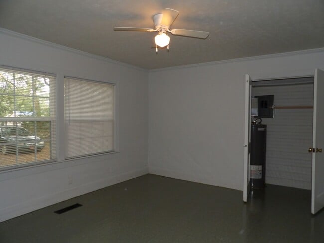 Building Photo - Highland Drive, Enterprise, AL