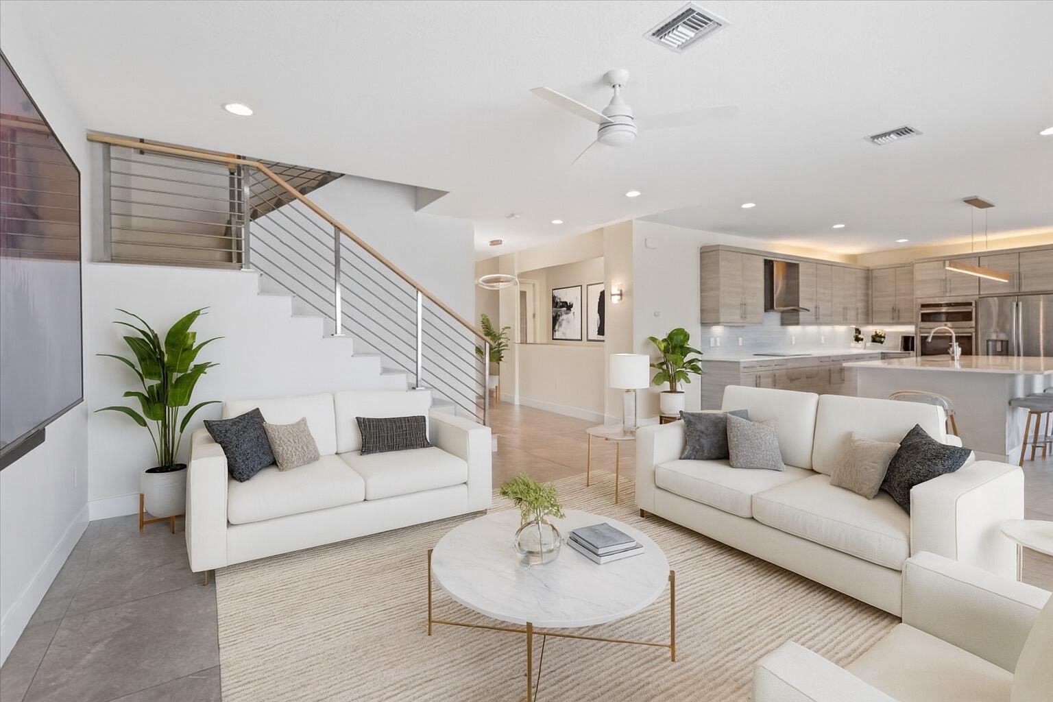 Building Photo - 15377 Green River Ct