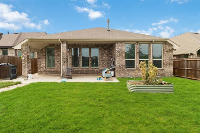 Building Photo - 1441 Lake Grove Dr