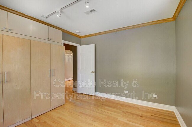 Building Photo - 1736 S Humboldt St