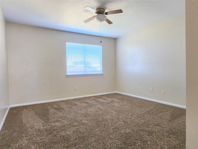 Building Photo - 18123 Noble Forest Dr