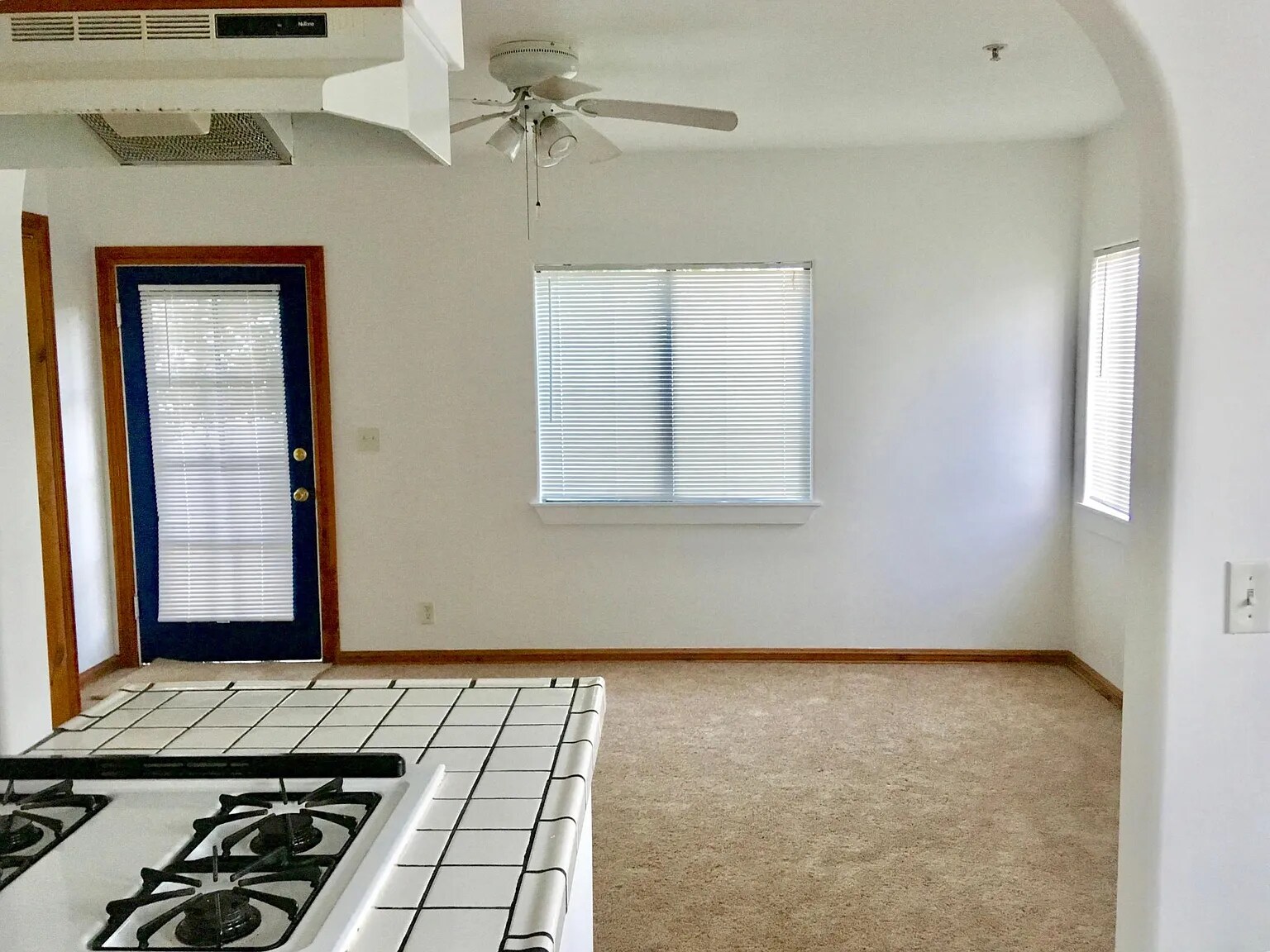 Building Photo - 460 W 39th St