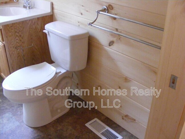 Building Photo - 759 Co Rd 181