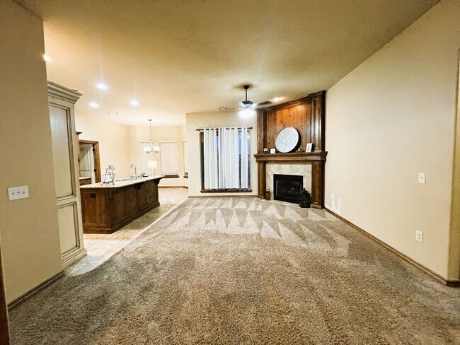 Building Photo - 14812 Brent Cir