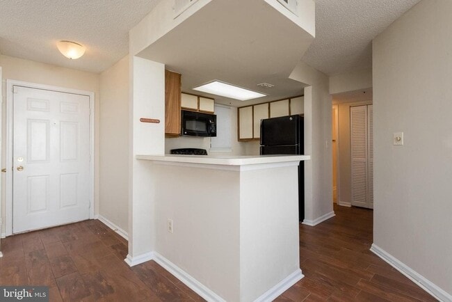 Building Photo - 14040 Vista Dr