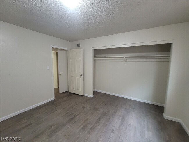 Building Photo - 304 Orland St