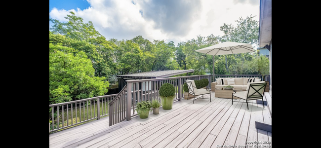 Building Photo - Charming Alamo Heights Cottage