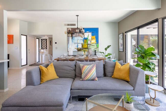 Building Photo - Luxury Mid Century Oasis in Palm Springs (Monthly Only - No Long Term)