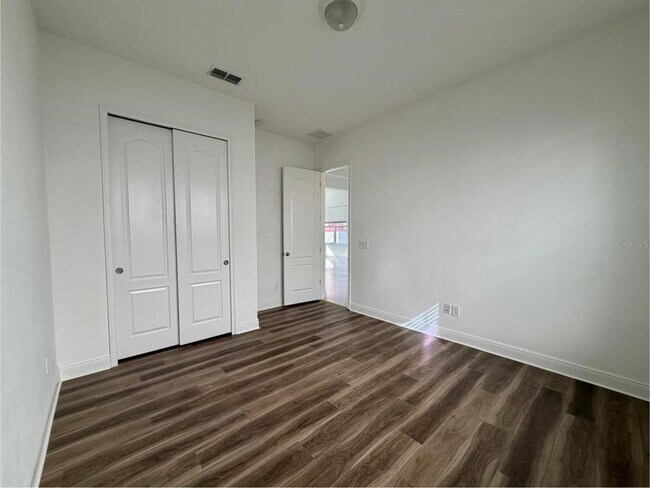 Building Photo - 13372 Stoddart Ave