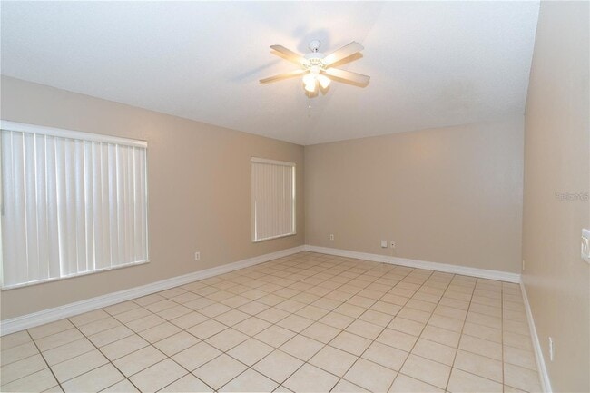 Building Photo - 12860 Waterhaven Cir