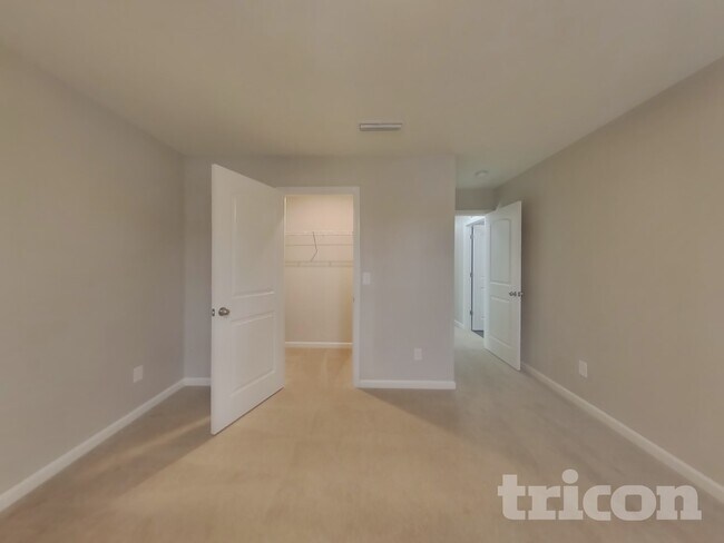 Building Photo - 115 Clove Hitch Dr