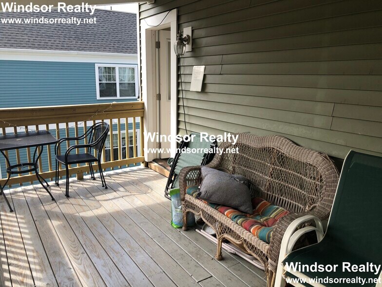 Building Photo - 102 Morrison Ave