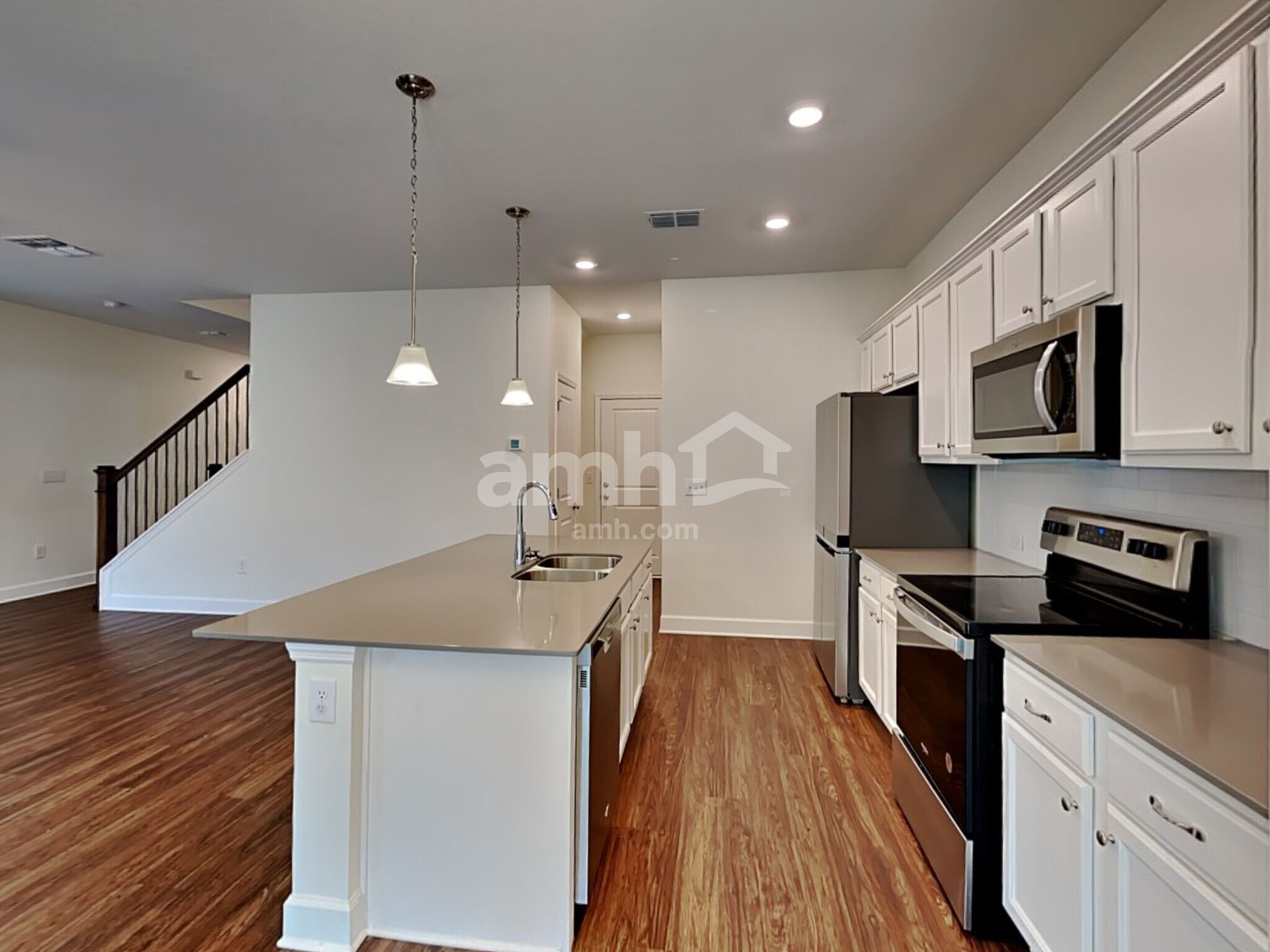 Building Photo - 29574 Cedar Waxwing Dr