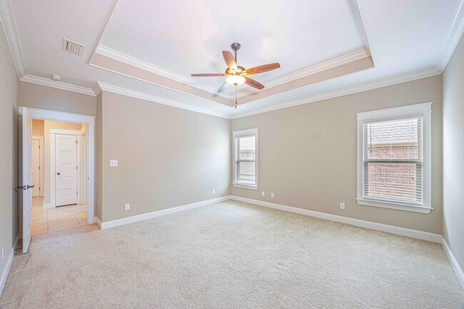 Building Photo - 27142 Gramercy Ln