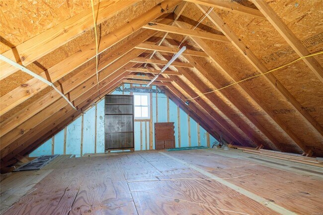 Building Photo - 5540 Ash Grove Cir