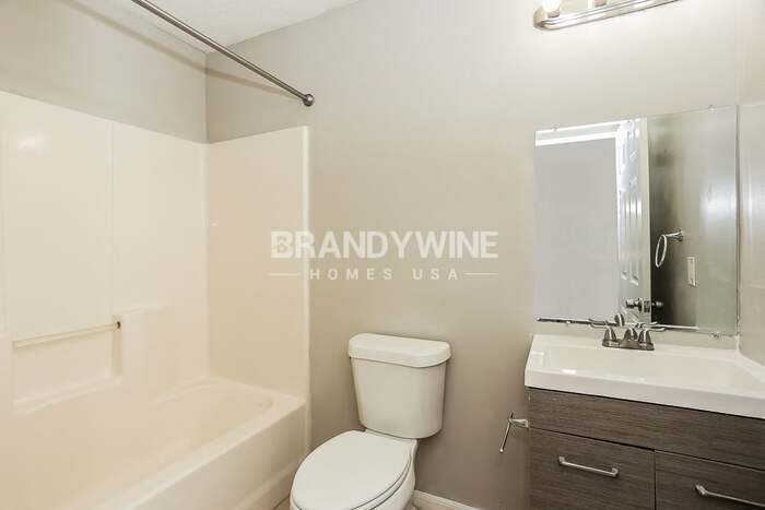 Building Photo - 3712 Forest Blvd