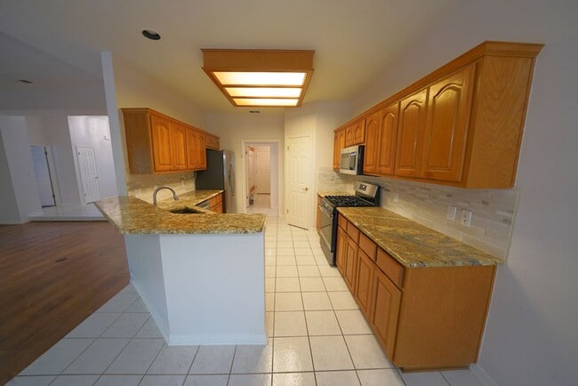 Building Photo - Beautifully Updated Home in Olympia Hills ...