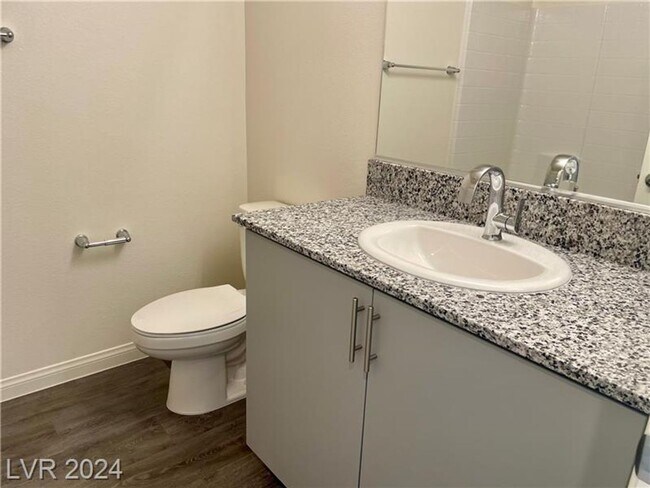 Building Photo - Brand New 4 Bedroom Townhome-Sunrise Manor