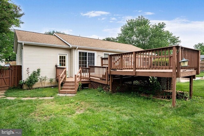 Building Photo - 13 Thornberry Ln