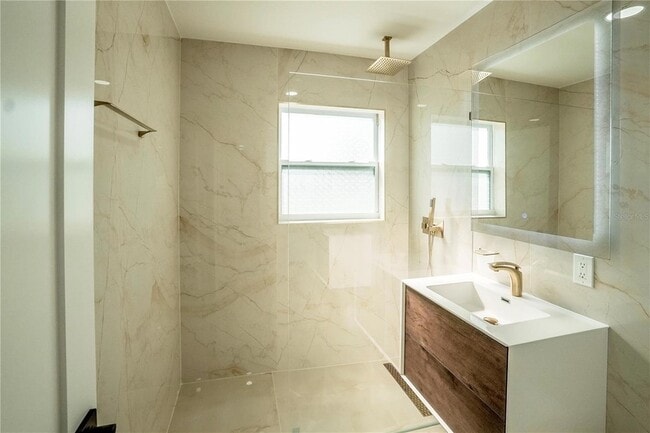 Building Photo - 6821 Marius Rd