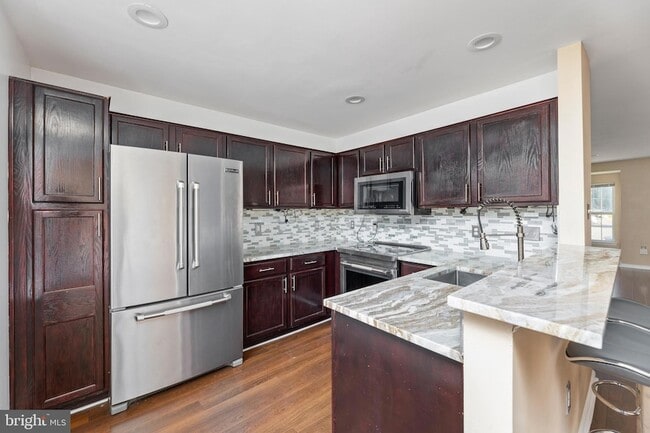 Building Photo - 3343 Cape May Ct