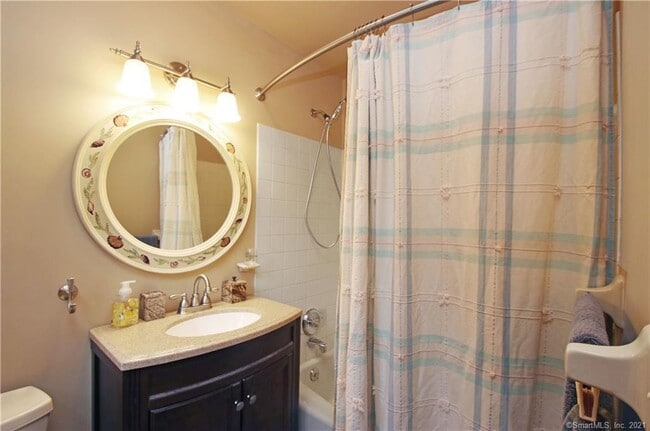 Building Photo - 854 Bullet Hill Rd