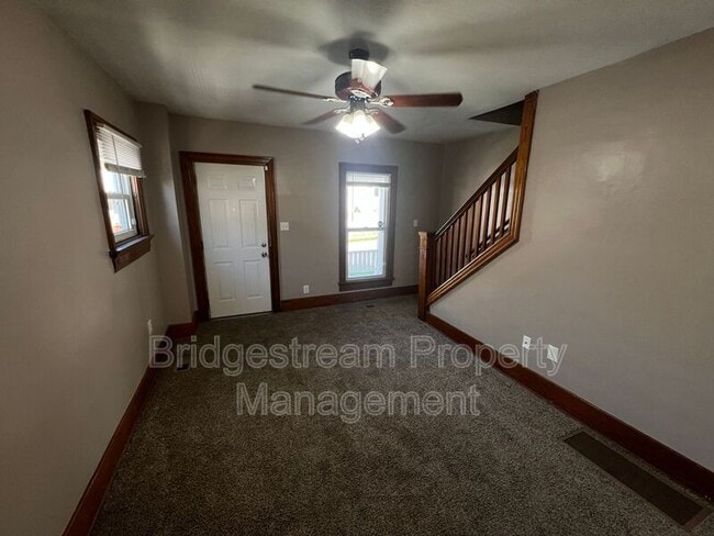 Building Photo - 1628 Gummer Ave