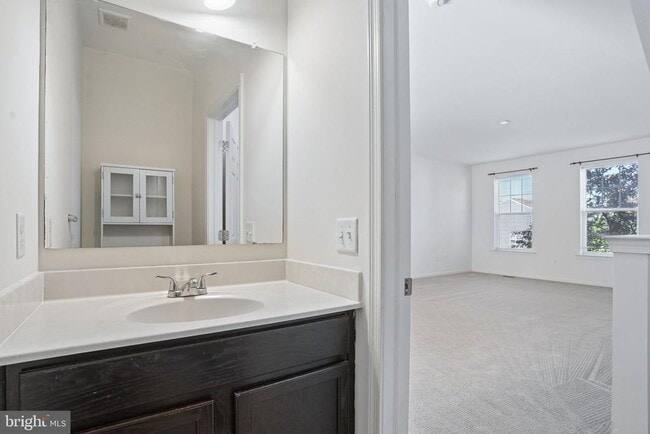 Building Photo - 151 Tidbury Crossing