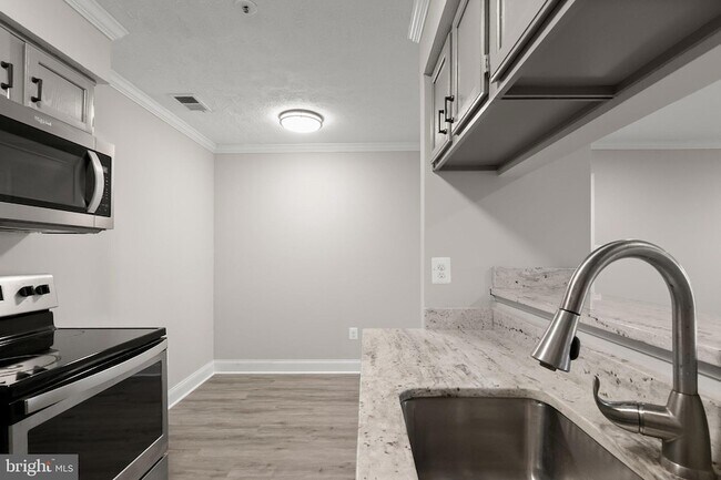 Building Photo - 4720 Dorsey Hall Dr