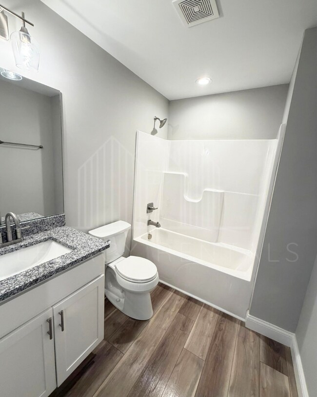 Building Photo - 1025 Judah Bear Blvd