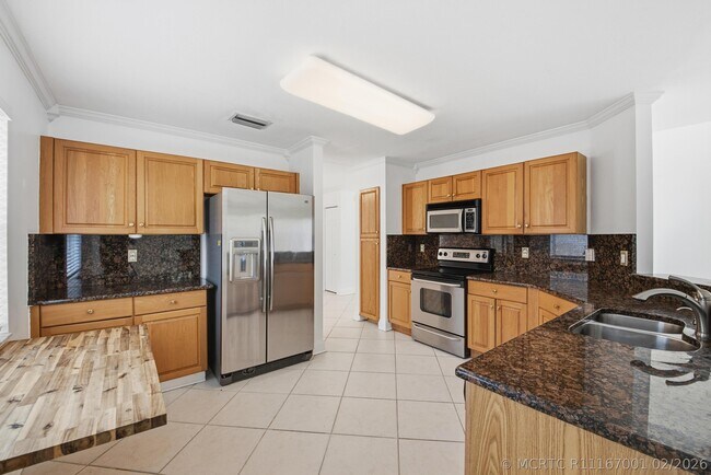 Building Photo - 8021 Stirrup Cay Ct