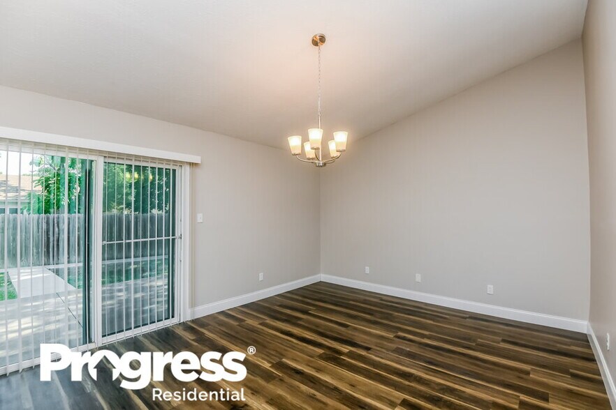 Building Photo - 6707 Greenspring Dr