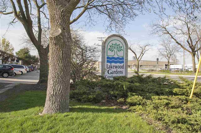 Building Photo - 46 Lakewood Garden Ln