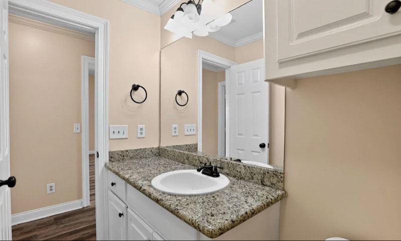 Building Photo - 122 Palin Drive