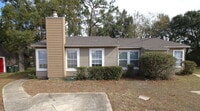 Building Photo - Coming 9/12! Spacious 2-Bedroom, 1-Bath Du...