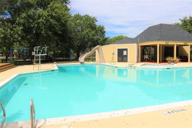 Building Photo - 18635 Bridoon Dr