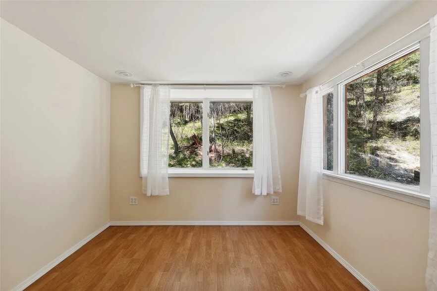 Loft room - 263 Lone Star Trl