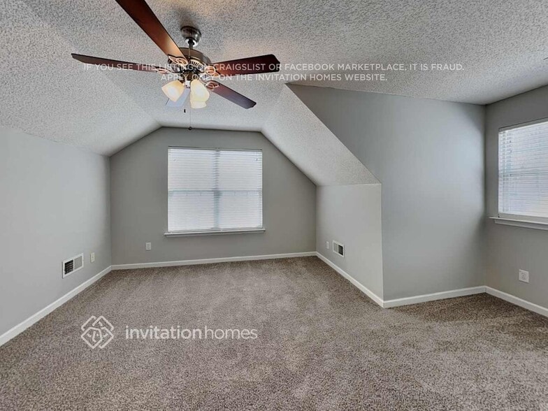 Building Photo - 15250 Leslie Brooke Rd