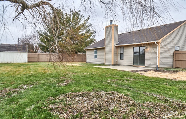 Building Photo - Beautiful Three Bedroom Single Family Home...