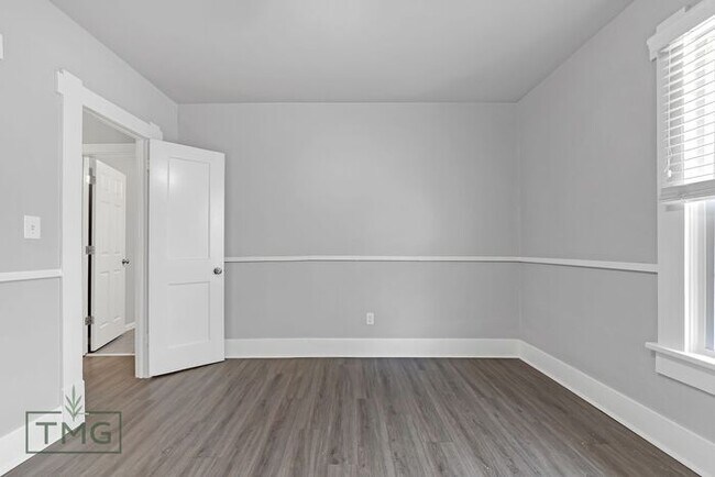 Building Photo - 2 Bed, 2 Bath Home Near TU