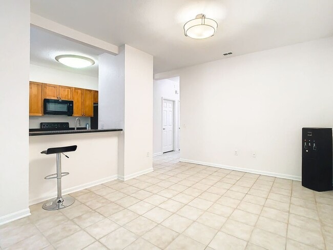 Building Photo - 8009 Tipperary Ln