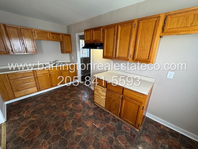 Building Photo - 1541 17th Pl S