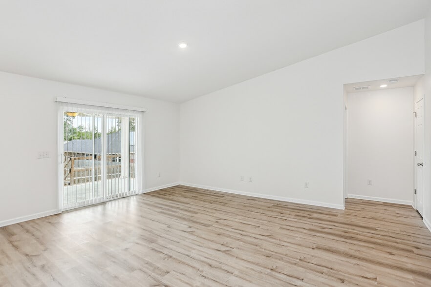Living room - 3476 Blaney Dr