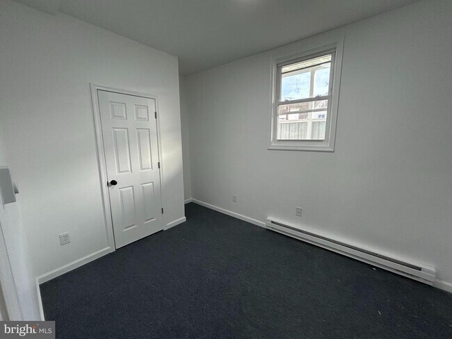 Building Photo - 222 W Patterson St