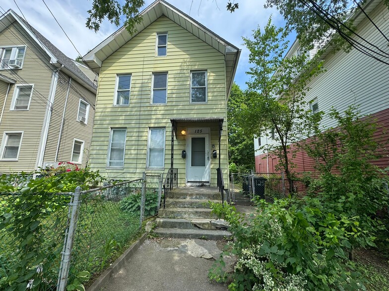 Building Photo - 125 Shelton Ave