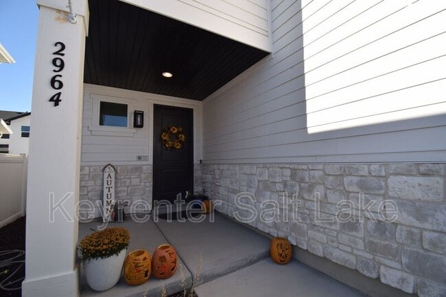 Building Photo - 2964 S 2500 W St