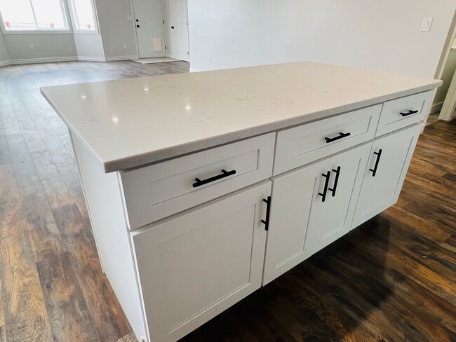 Building Photo - 1987 E Aspen Grv Ct