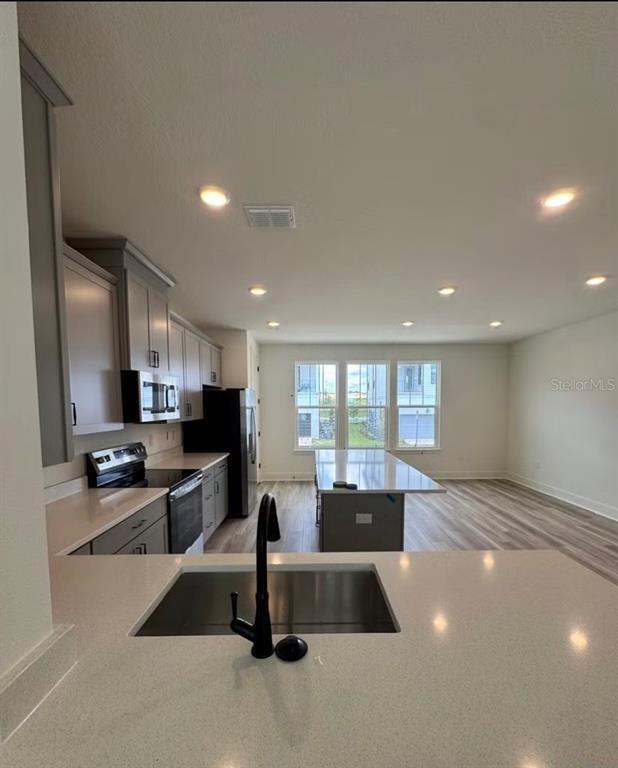 Building Photo - 15069 Groveside Rd