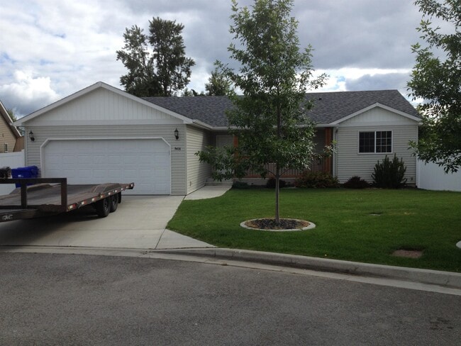 Primary Photo - 9416 E Heroy Ct